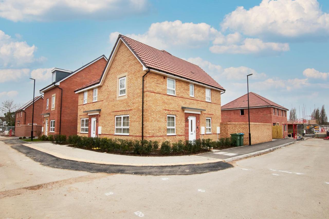 Vila Superb 3Br House In Coventry Sleeps 9 W/Parking Exteriér fotografie
