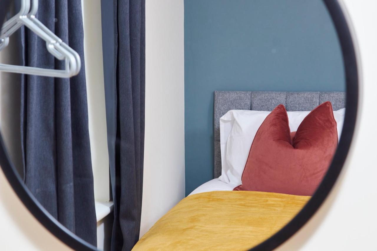 Vila Superb 3Br House In Coventry Sleeps 9 W/Parking Exteriér fotografie